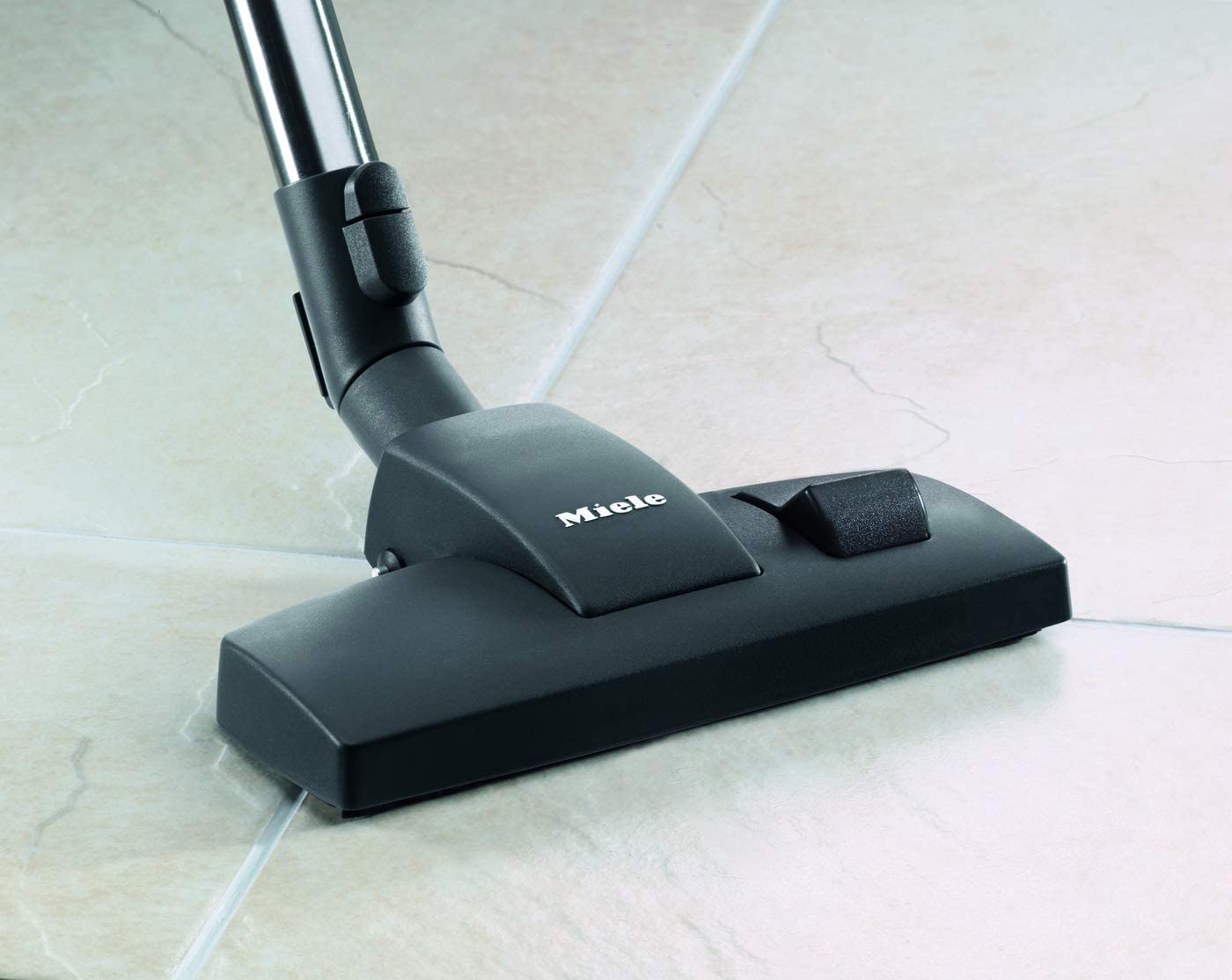 Miele Bagged Vacuum Cleaner Complete C3 Allergy With Hepa Filter, Captures 99.95% Of DUSt, Curry Yellow. Miele Bagged Vacuum Cleaner Complete C3 Allergy With Hepa Filter, Captures 99.95% Of DUSt, Curry Yellow.
